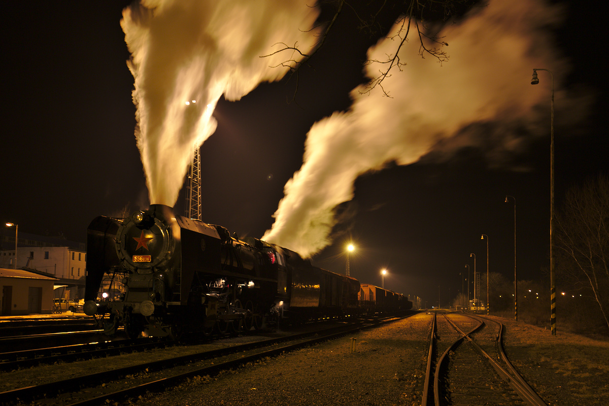 In Slavkov u Brna war der Fotozug mit der 556 036 an der Spitze abgestellt, bevor es am nächsten Tag zurück nach Nové Mesto nad Váhom ging. (16.02.2017)