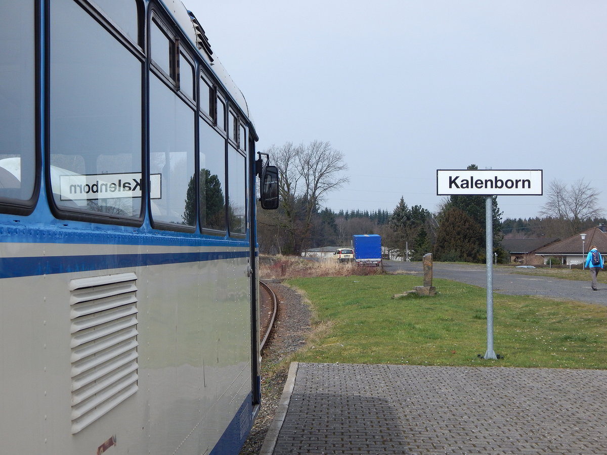 In wenigen Minuten geht es wieder runter von Kalenborn nach Linz am Rhein. 

Linz am Rhein 02.04.2016