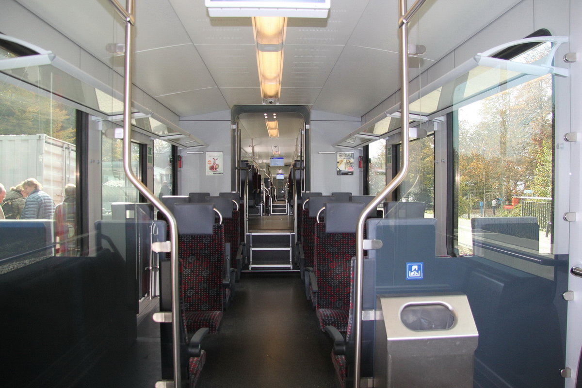 Innenaufnahme eines  Triebwagens Be510 der Uetlibergbahn.22.10.16