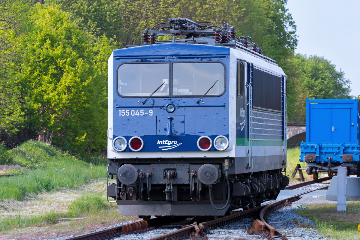 IntEgro Ellok zu Gast beim Putbuser Bahnhofsfest. Sie wirkte ohne Oberleitung etwas fehl am Platz. - 21.05.2016