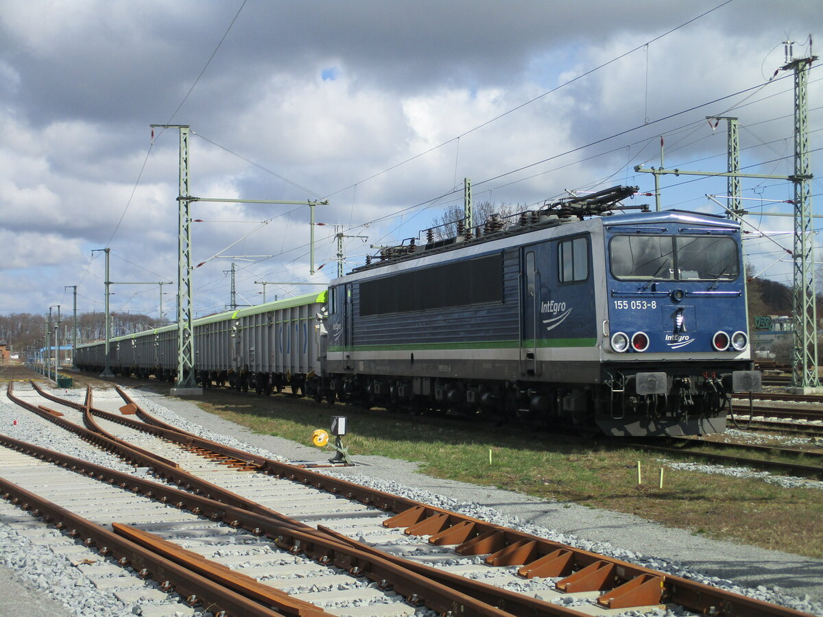 IntEgro mit der 155 053,am 02.April 2022,in Bergen/Rügen.Erst am nächsten Tag verließ der Zug Bergen/Rügen.