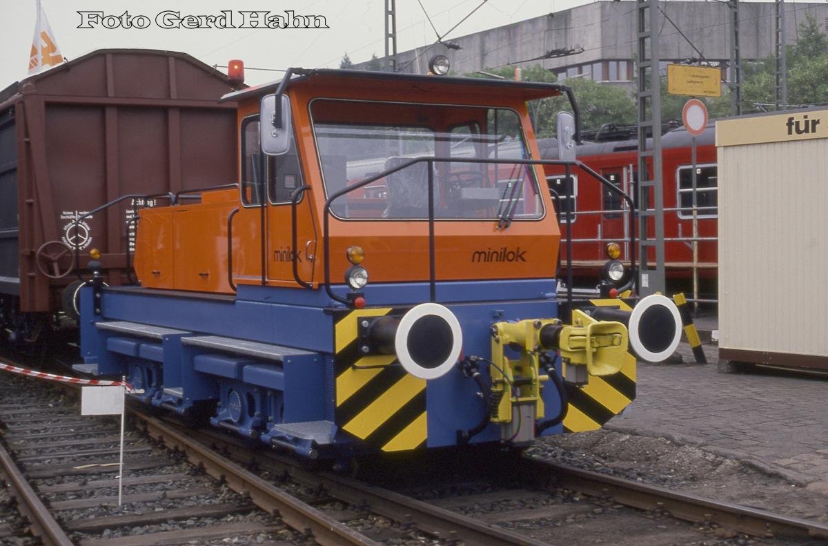 Internationale Verkehrsausstellung 1988 in Hamburg - IVA
Minilok am 9.6.1988