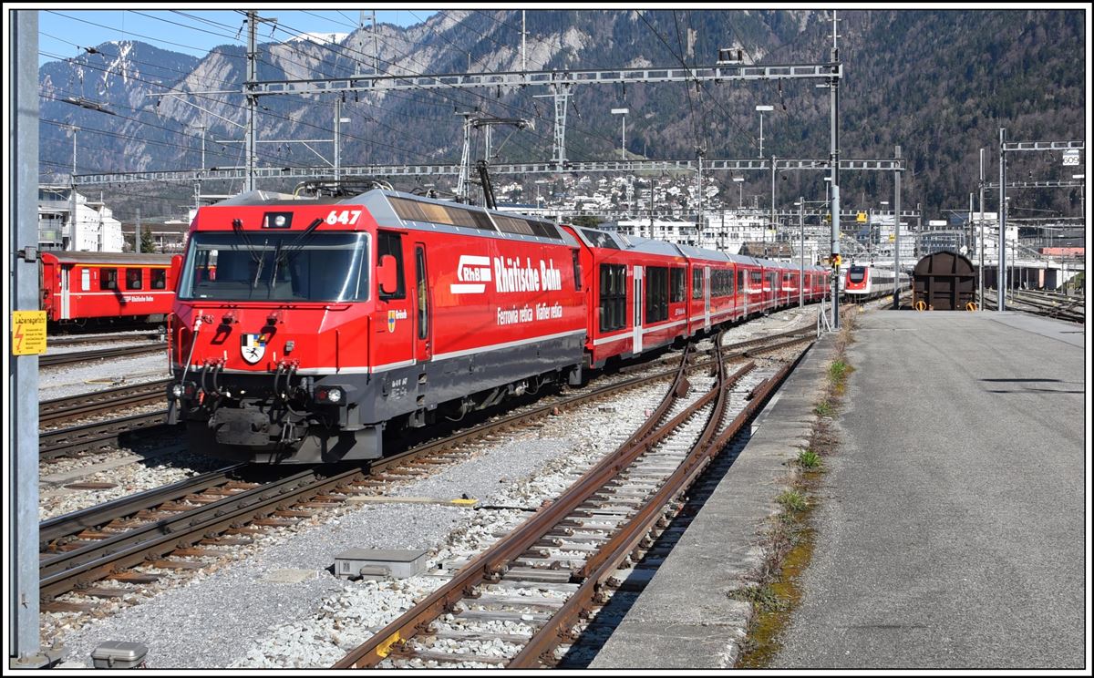 IR1145 nach St.Moritz mit Ge 4/4 III 647  Grüsch  in Chur Gbf. (17.03.2020)