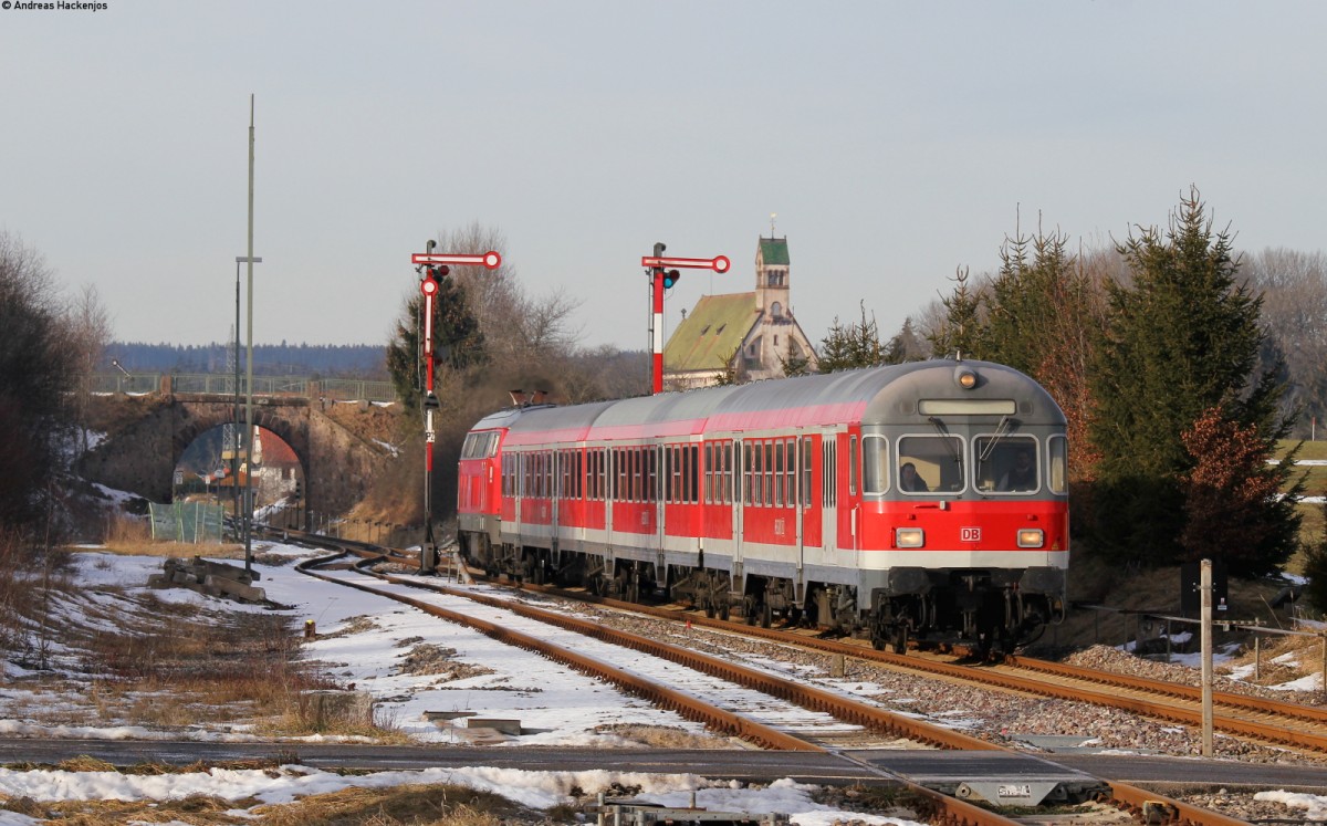 IRE 3215 (Neustadt(Schwarzw)-Ulm Hbf) mit Schublok 218 435-6 in Löffingen 6.1.15