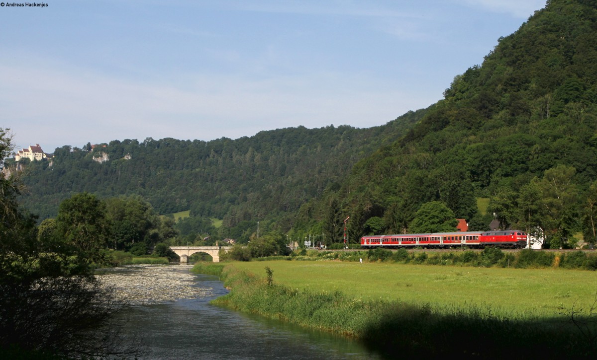 IRE 3220 (Ulm Hbf-Neustadt(Schwarzw) mit Schublok 218 432-3 bei Hausen im Tal 4.7.15