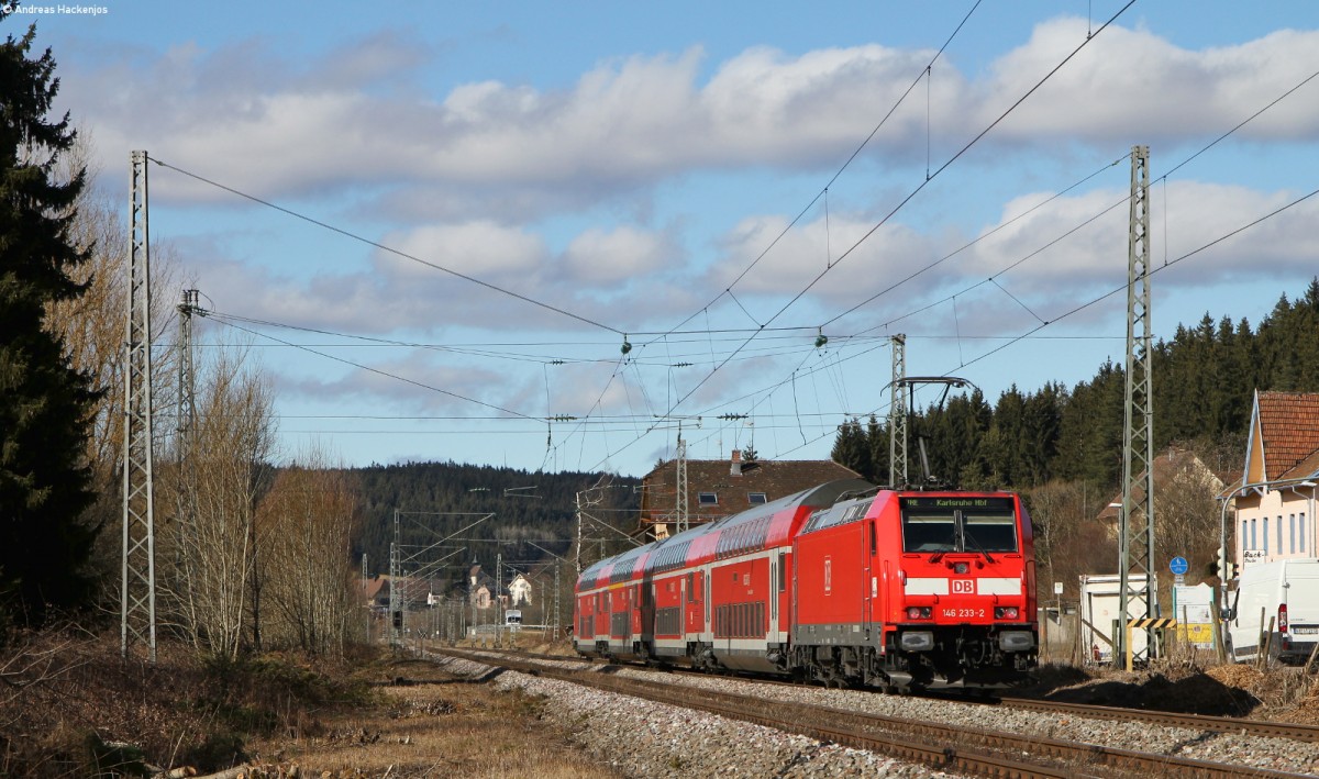 IRE 5312 (Konstanz-Karlsruhe Hbf) mit Schublok 146 233-2  Donaueschingen  bei Peterzell 20.2.14