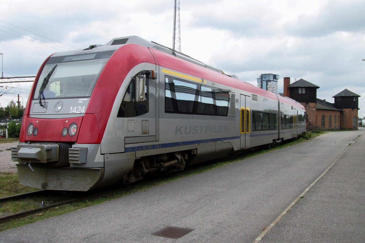Itino 1424 steht abgestellt in Linkoping am 13 September 2015. Dieser Stelle ist offentlich zugängich am Bahnhof.