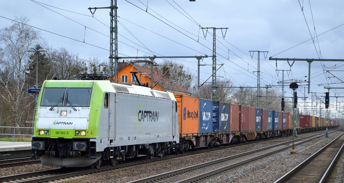 ITL - Eisenbahngesellschaft mbH, Dresden [D] mit  185 562-6  [NVR-Nummer: 91 80 6185 562-6 D-ITL] und Containerzug am 24.02.20 Bf. Golm (Potsdam).