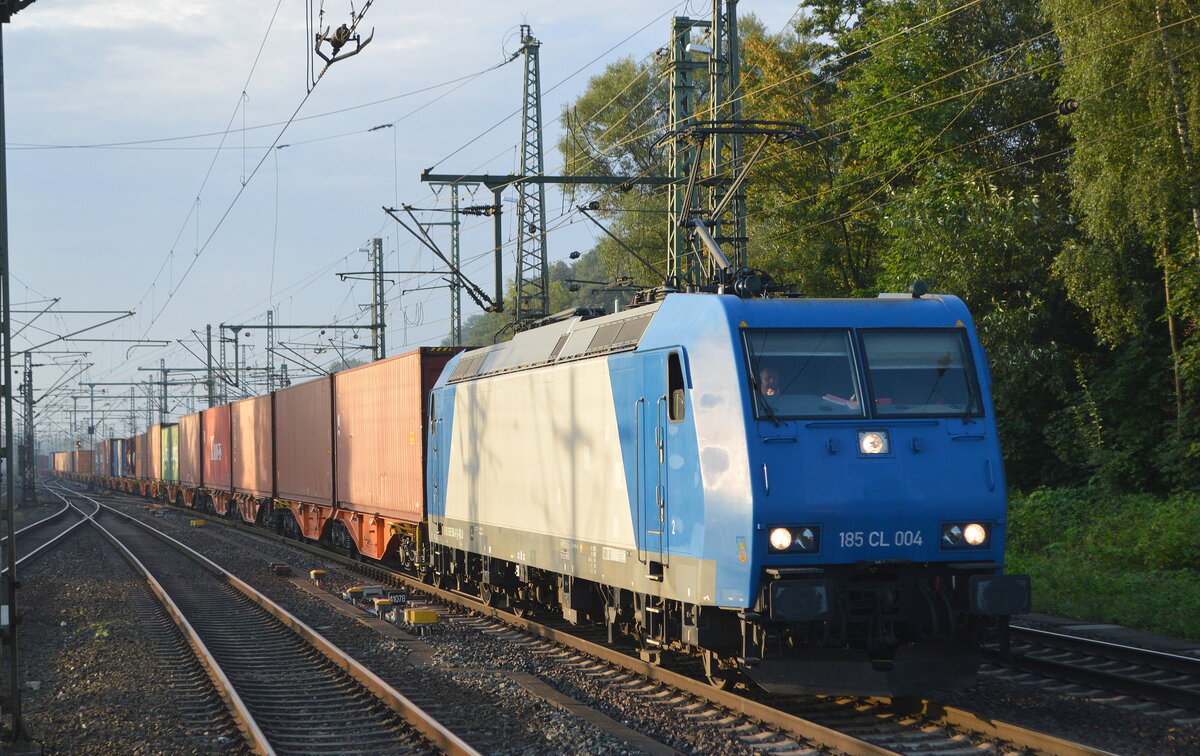 ITL - Eisenbahngesellschaft mbH, Dresden [D] mit  185-CL 004  [NVR-Nummer: 91 80 6185 504-8 D-ATLU] mit Containerzug auf dem Weg zum Hamburger Hafen am 25.08.21 Durchfahrt Bf. Hamburg-Harburg.