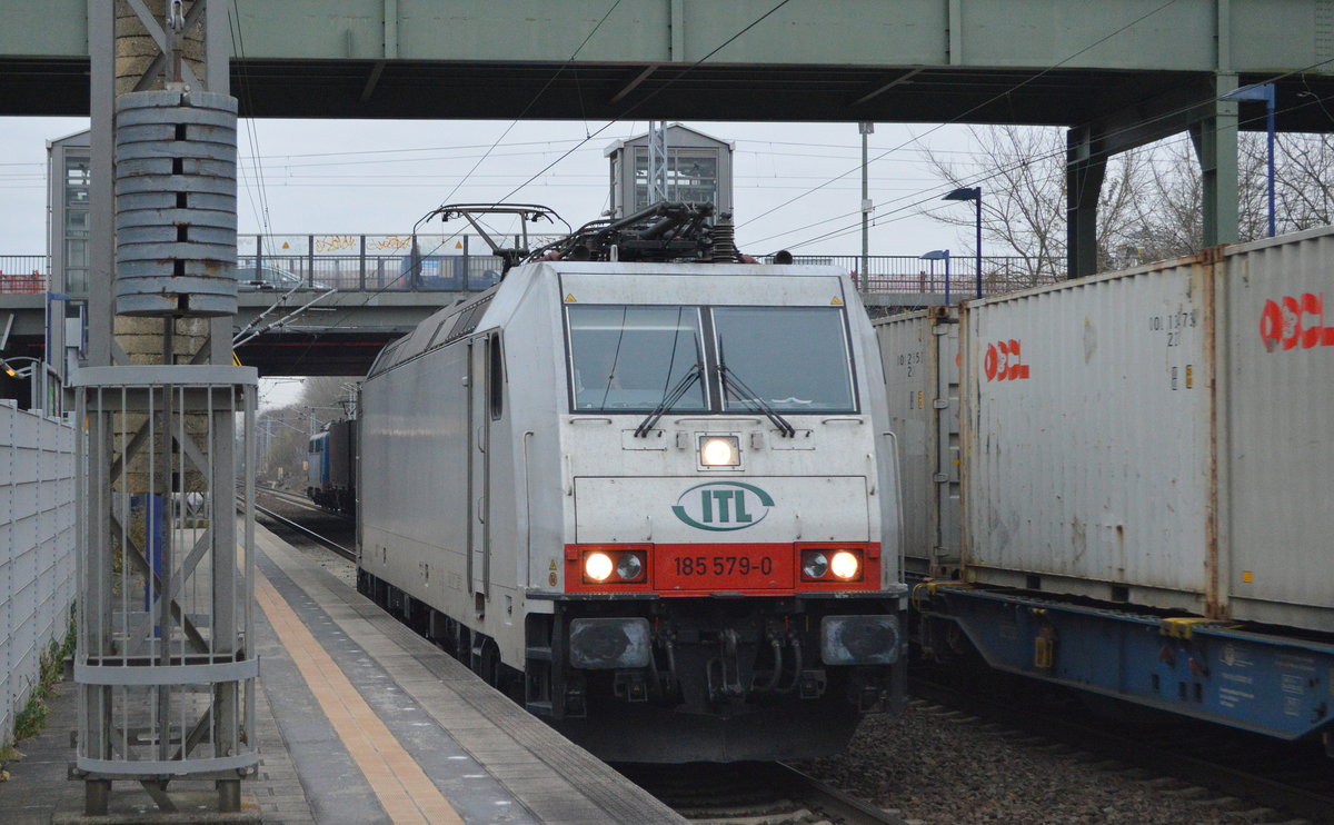 ITL - Eisenbahngesellschaft mbH mit  185 579-0  [NVR-Number: 91 80 6185 579-0 D-ITL] am 27.11.18 Bf. Berlin-Hohenschönhausen.
