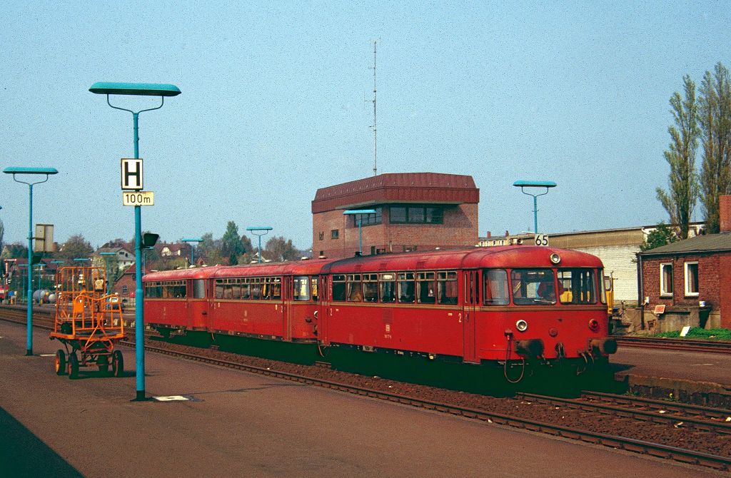 Itzehoe am 06.04.1990 mit 798 772