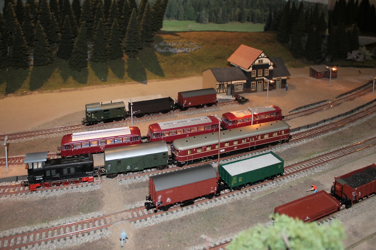 Jörg Schmidt  Joswood  

Internationale Modellbahnausstellung der IGM Kaarst, 23.02.2013