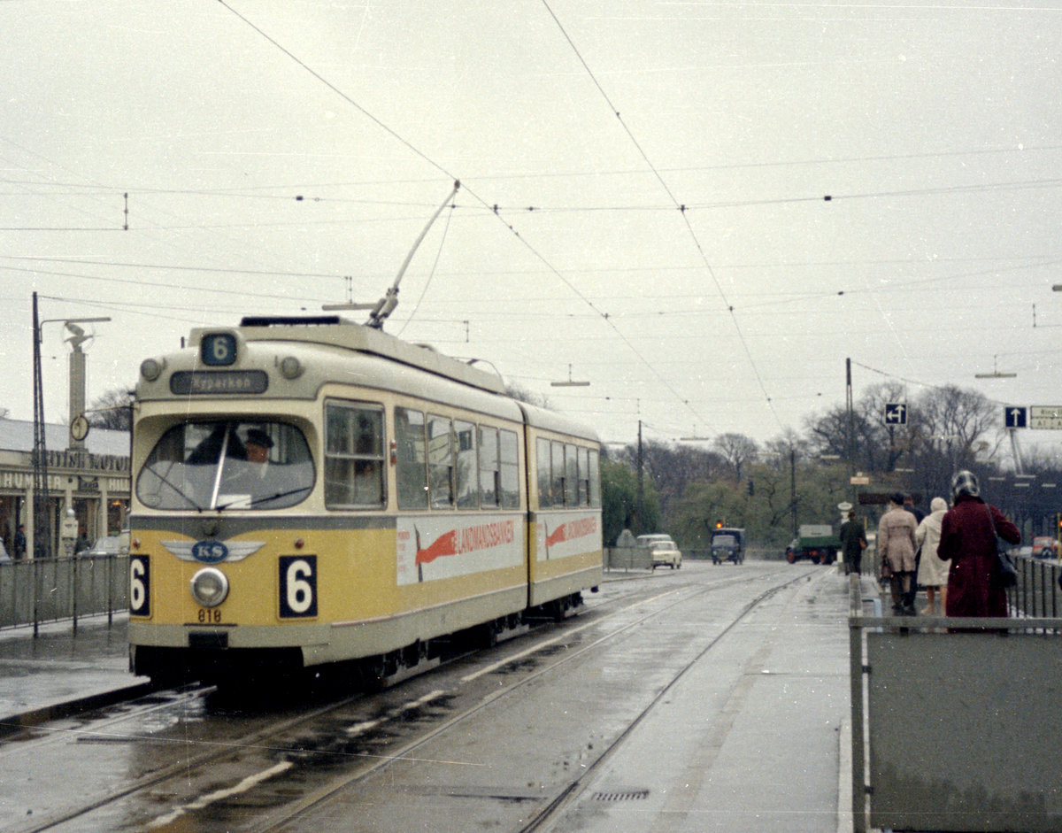 København / Kopenhagen Københavns Sporveje SL 6 (DÜWAG-GT6) Oslo Plads / Østerport Station am 8. November 1968. - Scan eines Farbnegativs. Film: Kodak Kodacolor X.