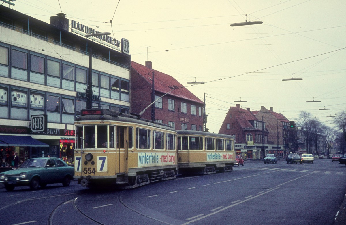 København / Kopenhagen KS SL 7 (Tw 554) Husum, Frederikssundsvej / Islevhusvej im März 1970.