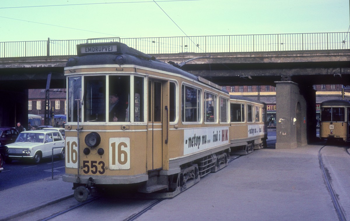 København / Kopenhagen KS SL 16 (Tw 553) Bahnhof København Lygten / S-Bahnhof Nørrebro im Jahre 1969. 