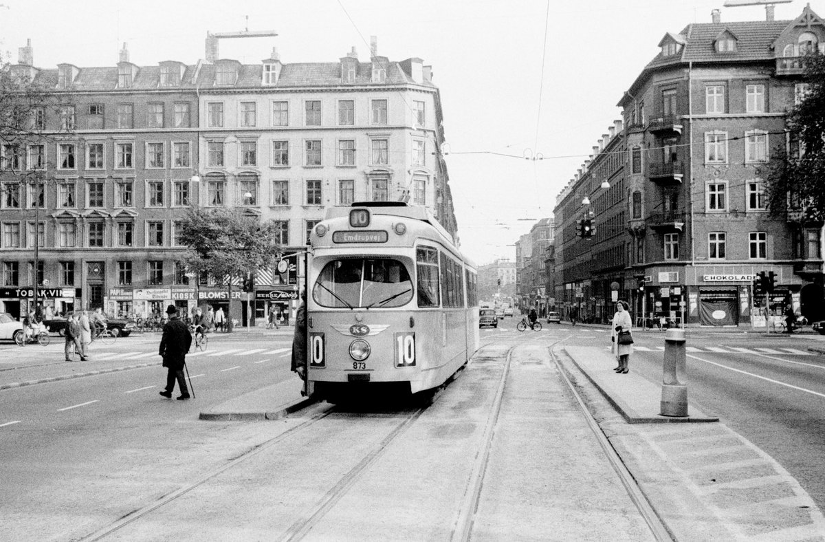 København / Kopenhagen SL 10 (DÜWAG-GT6 873) Nørrebro, Tagensvej / Blegdamsvej im September 1968. - Scan von einem S/W-Negativ. Film: Ilford HP4.