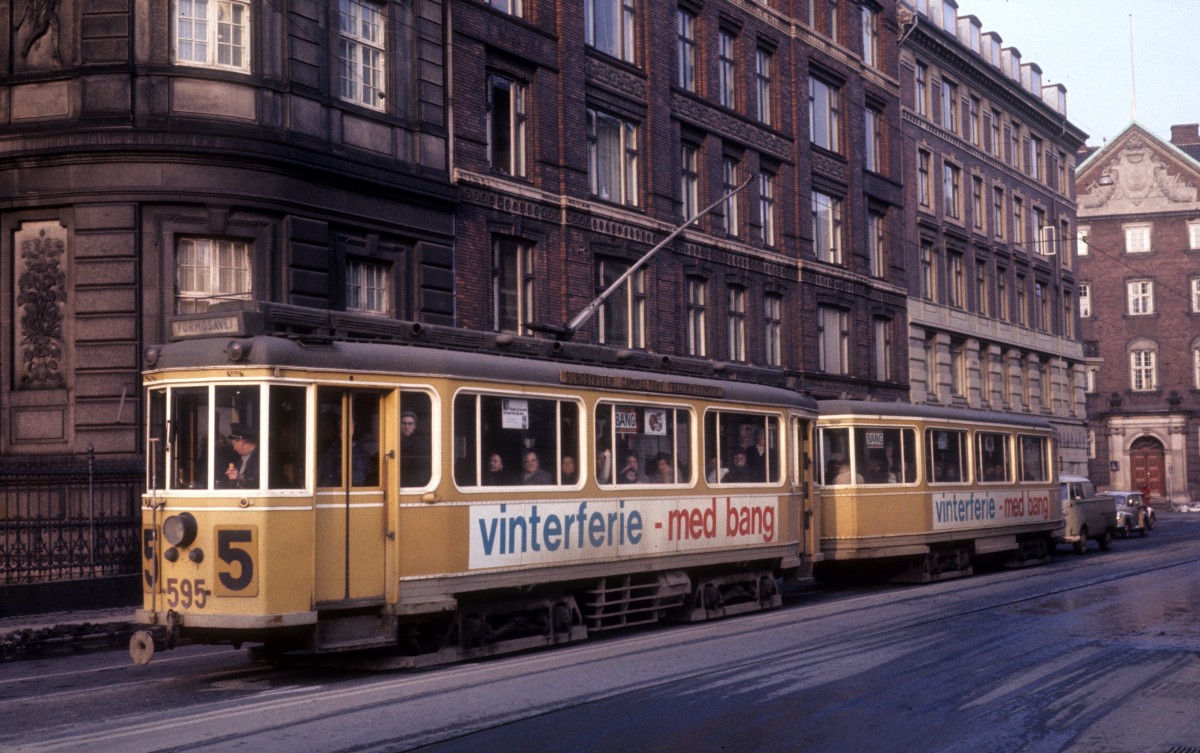 København / Kopenhagen SL 5 (Tw 595) Ny Kongensgade im April 1971.