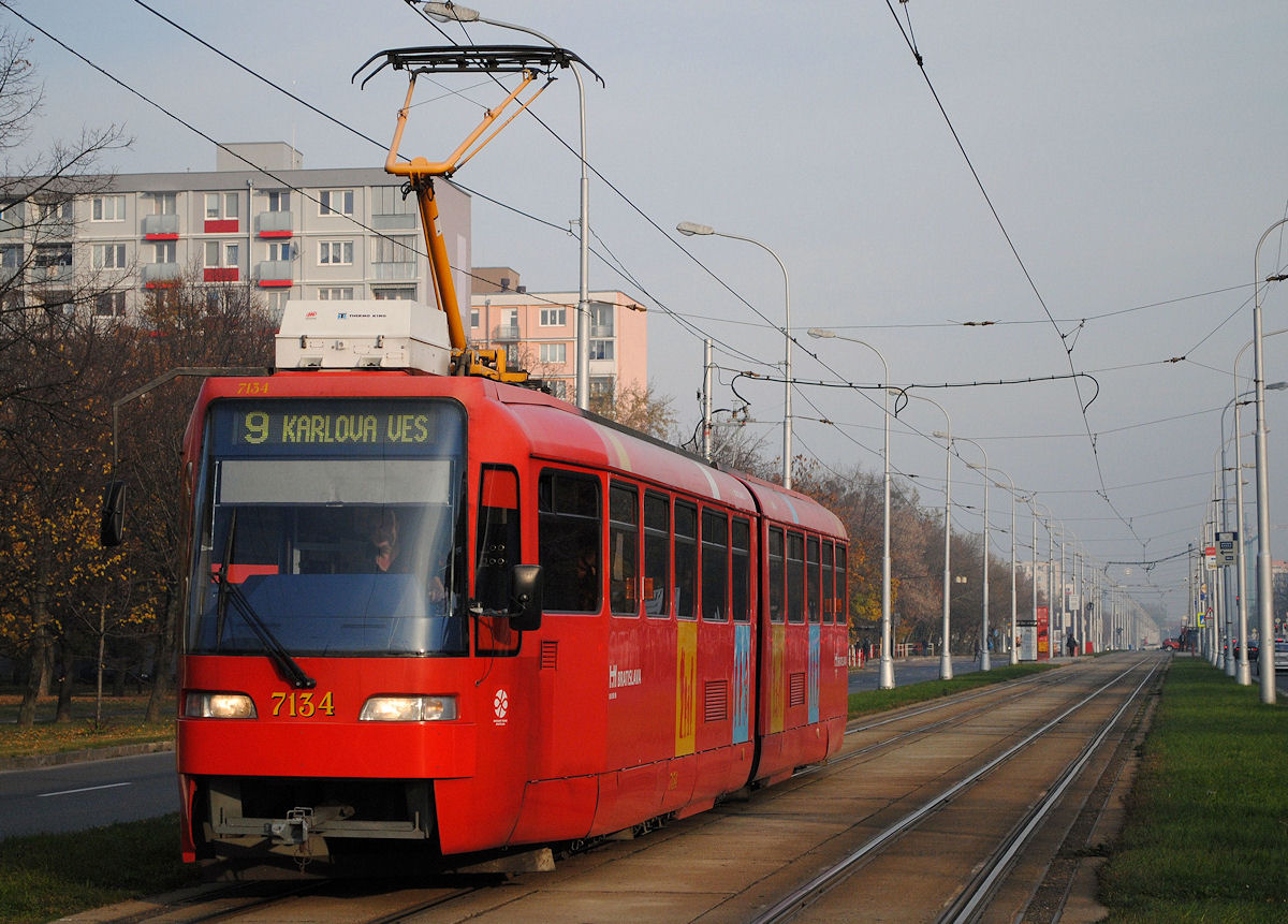 K2S 7134, Ružinovska ulica. (06.11.2015)