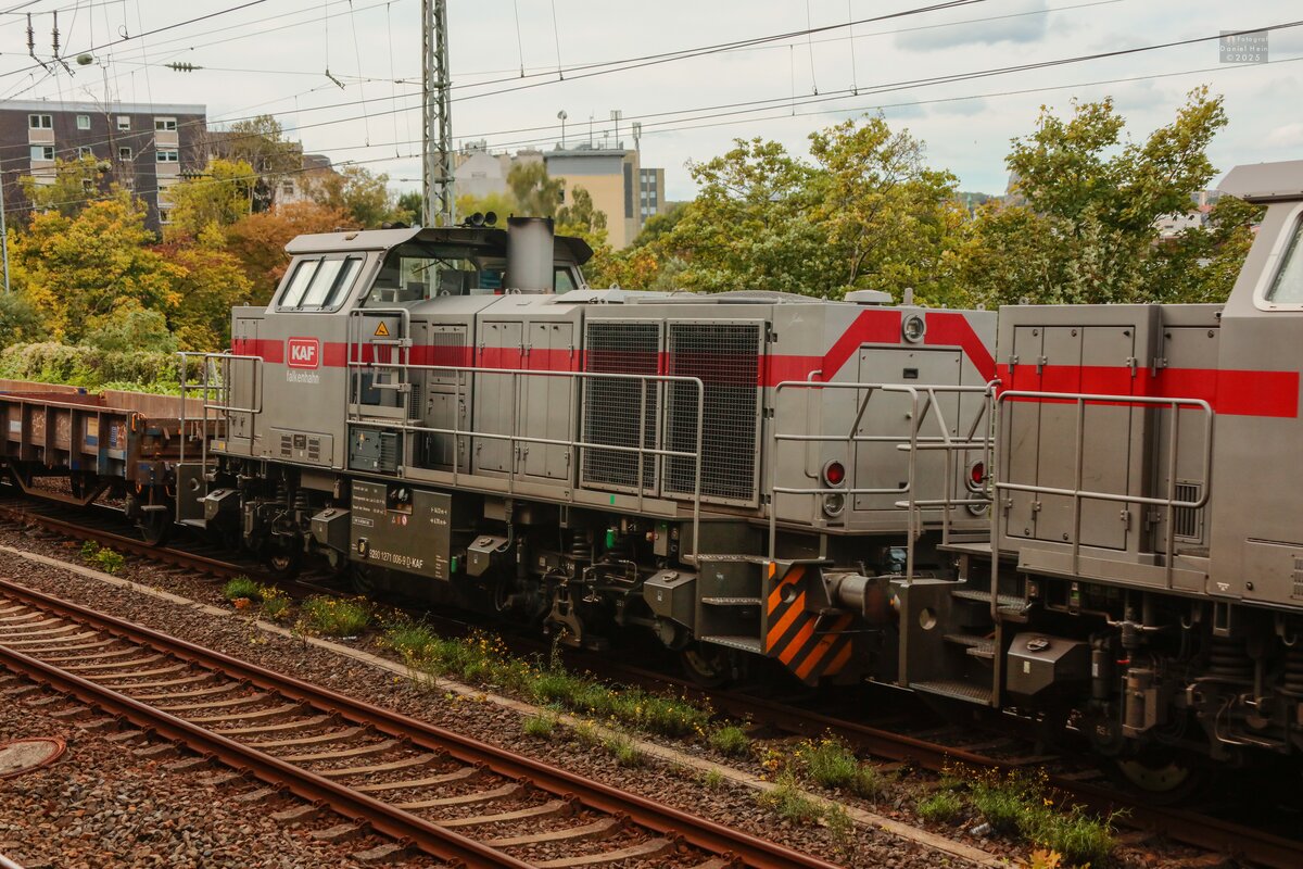 KAF Falkenhahn 271 022 & 271 006-9 in Wuppertal, September 2025.