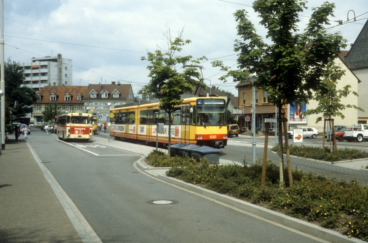 Karlsruhe VBK SL 2 (GT6-80C 530) Durlach (Endstelle) im Juli 1988.