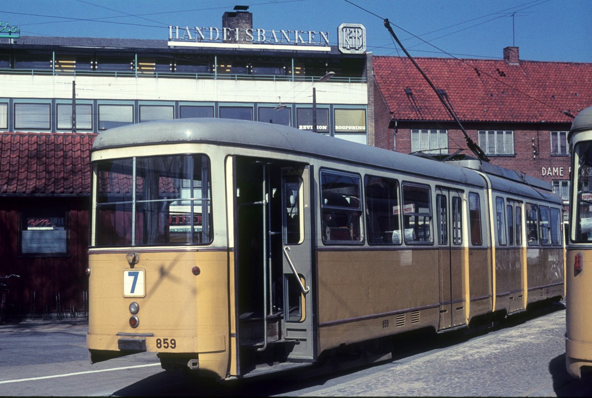 K�benhavn / Kopenhagen KS SL 7 (D�WAG-GT6 859) Husum am 24. April 1971.