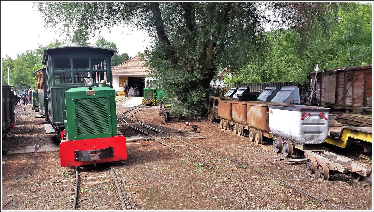 Kemencei Erdei Múzeumvasút, Kemence - Feketevölgy Panzió. Lok Nr 7 in Kemence. (09.06.2018)