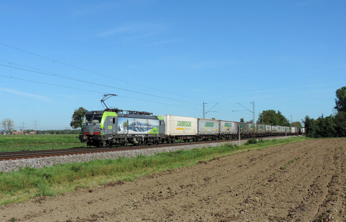 Kenzingen - 5. September 2023 : 475 416 mit dem Ambrogio KLV unterwegs nach Basel. 

Link zum Video : https://www.youtube.com/watch?v=uwDdcuGA3ro