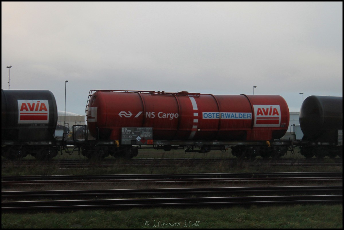 Kesselwagenzug auf der Tankfarm Wilhelmshaven. NS Cargo / Osterwalder / AVIA 20/11/2015