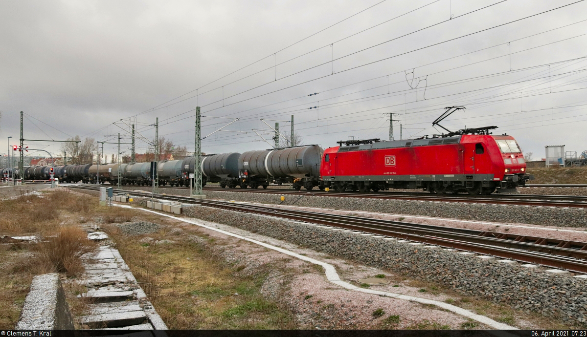 Kesselzug mit 185 143-5 unterwegs in Halle (Saale), Karl-von-Thielen-Straße, auf der Ostumfahrung für den Güterverkehr in südlicher Richtung.

🧰 DB Cargo
🕓 6.4.2021 | 7:23 Uhr