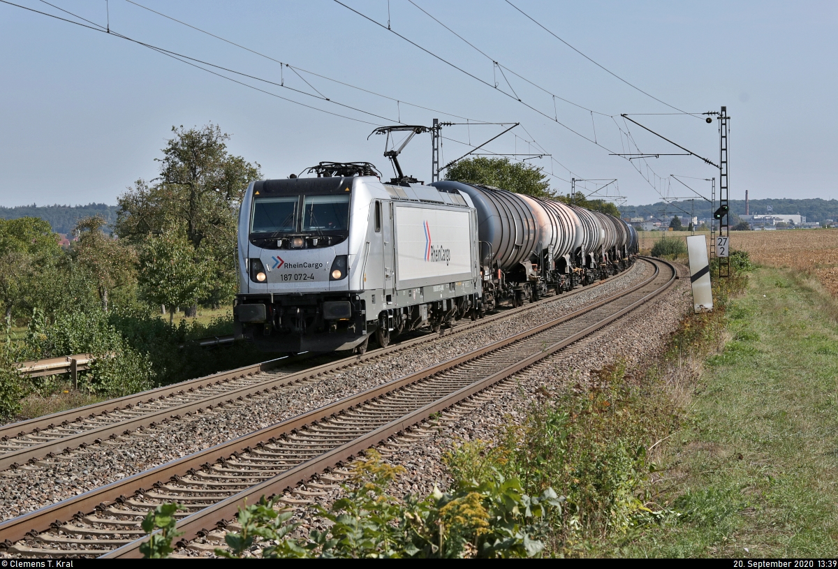Kesselzug mit 187 072-4 unterwegs bei Metterzimmern (Bietigheim-Bissingen) Richtung Mühlacker.

🧰 RheinCargo GmbH & Co. KG
🚩 Bahnstrecke Bietigheim-Bissingen–Bruchsal (Westbahn (Württemberg) | KBS 770)
🕓 20.9.2020 | 13:39 Uhr