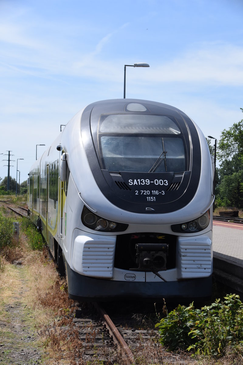 KKOSTRZYN nad Odrą (Woiwodschaft Lebus/Kreis Gorzów), 21.06.2017, Triebzug SA139-003 im Bahnhof Kostrzyn