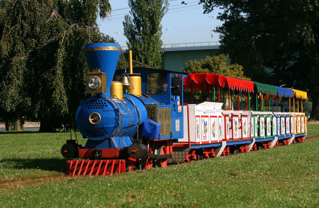 Kleinbahn im Rheinpark // Köln // 8. September 2012