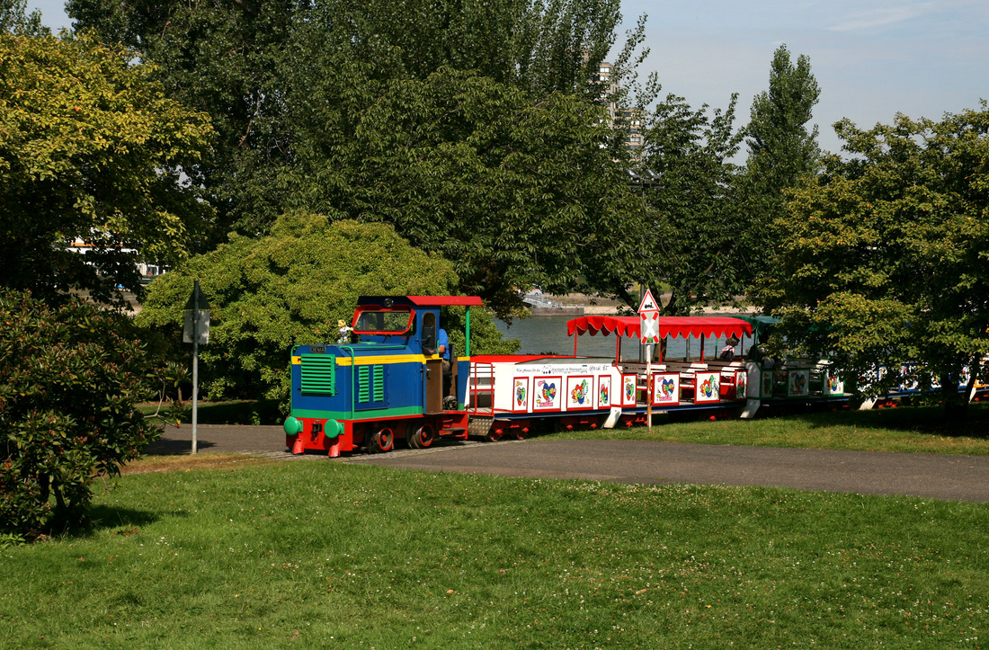 Kleinbahn im Rheinpark // Köln // 24. August 2012
