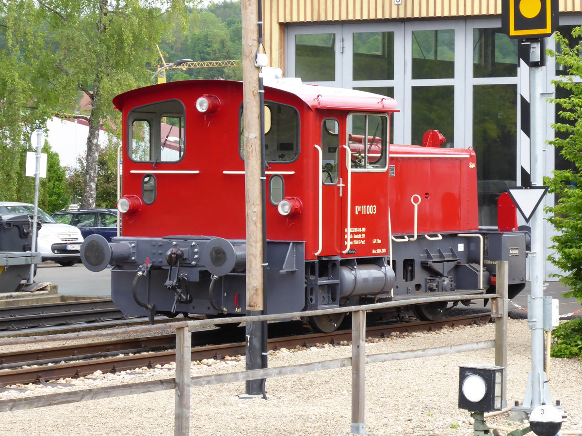 Köf 11 003 der SAB in Münsingen am 10.06.2019. Ex 332 801-0, Gmeinder Bj. 1959. Neue Rev. 18.04.2019.
