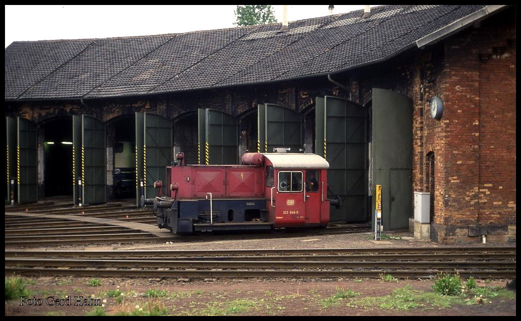 Köf II 323849 im BW Bebra am 6.5.1993.