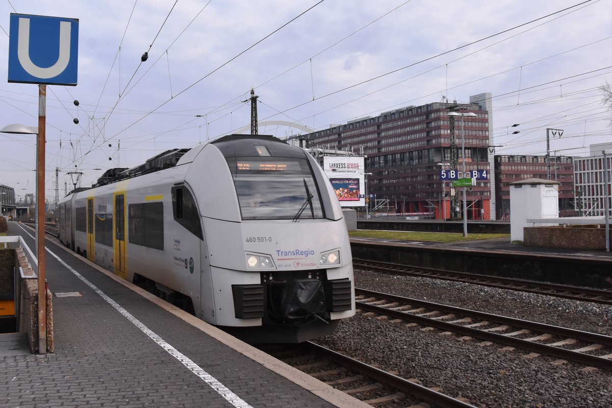 KÖLN, 02.02.2017, 460 501-0 der Gesellschaft TransRegio als RB26 nach Mainz Hbf im Bahnhof Messe/Deutz