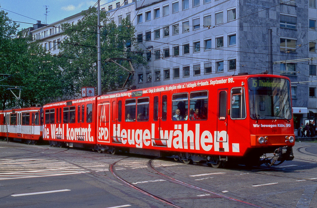 Köln 2106 + 2105, Barbarossaplatz, 15.05.1999.