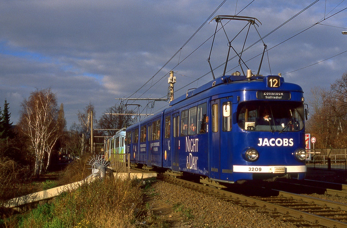 Köln 3209 + 3235, Neusser Straße, 13.12.1997.