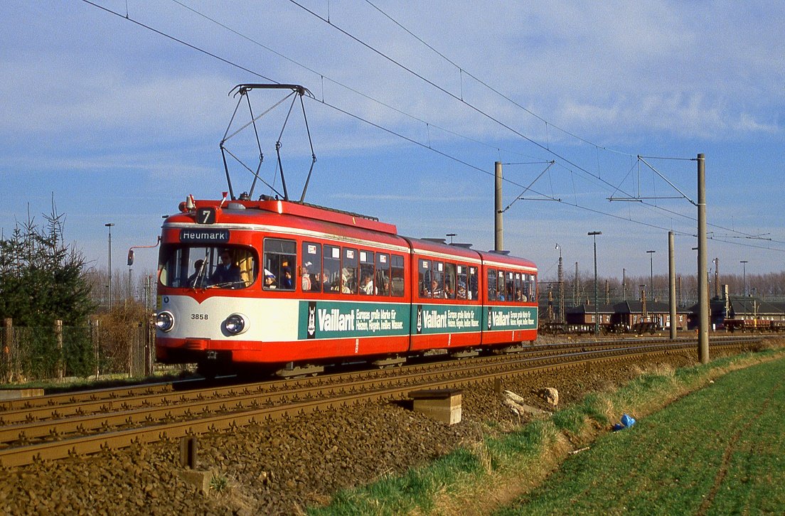 Köln 3858, Gremberghoven, 14.02.1988.