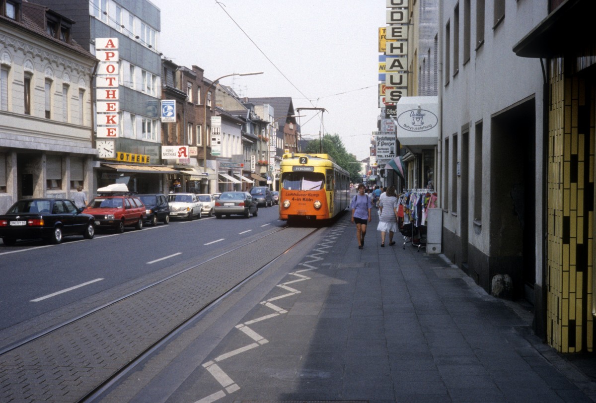 Köln KVB SL 2 (DÜWAG-GT8 3034) Frechen am 31. Juli 1992.