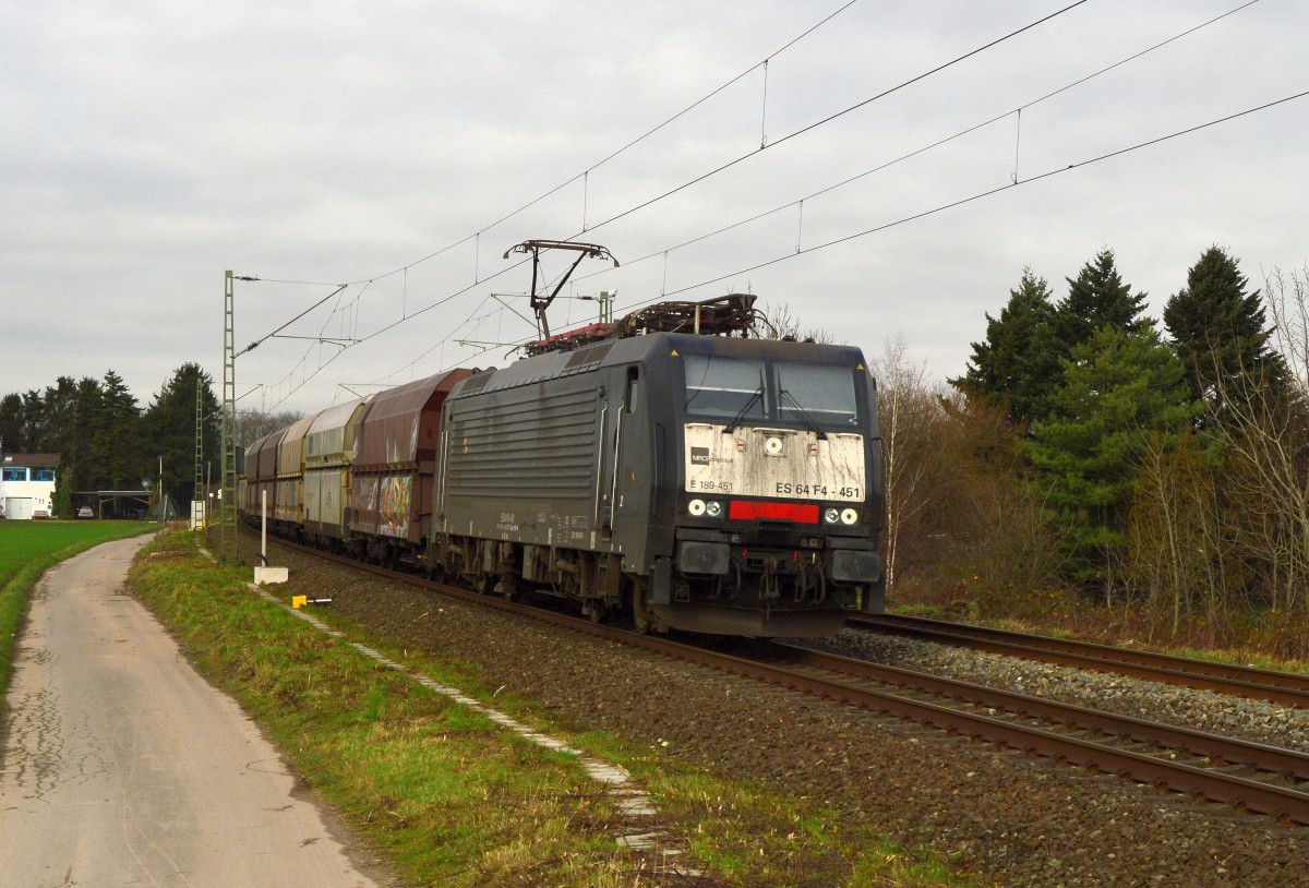 Kohlezug mit der MRCE 189 451 bei Kaarst Broicherseite gen Neuss fahrend. 19.12.2015