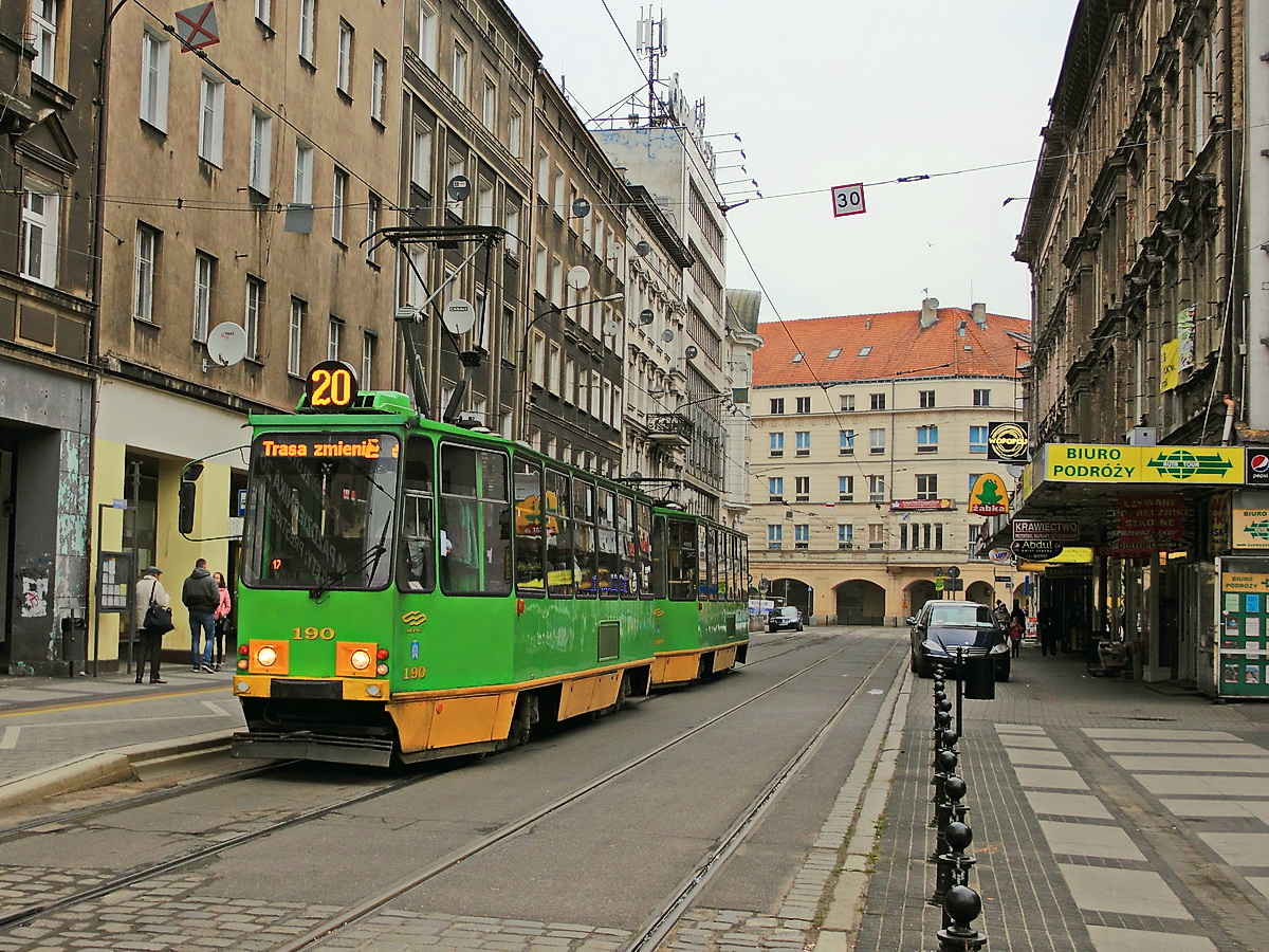 Konstal 105Na 190 als Linie 20 auf dem Plac Wolnosci in Poznan (Posen) am 28. April 2017.