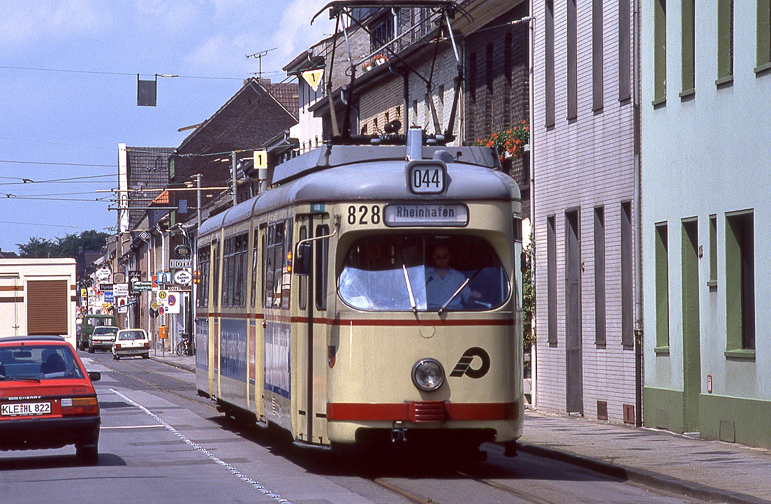 Krefeld 828, Hüls, 23.07.1988.