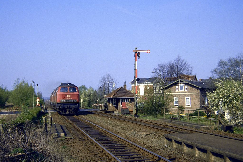Krempe, 21.04.1990, Lokzug aus 218ern (218 164, 122 und 160)