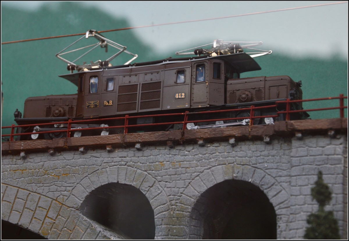 Krokodiljagd für Matti. Auch ich wurde in Davos fündig. Ge 6/6 412, August 2015.