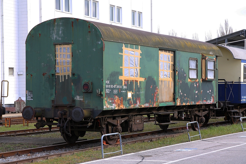 KSE 50 81 93-67 345-8 Diho (Neue Nr. A-KSE 50 81 93-03 003-0 Dsz) am 02.Februar 2020 in Jedlersdorf.