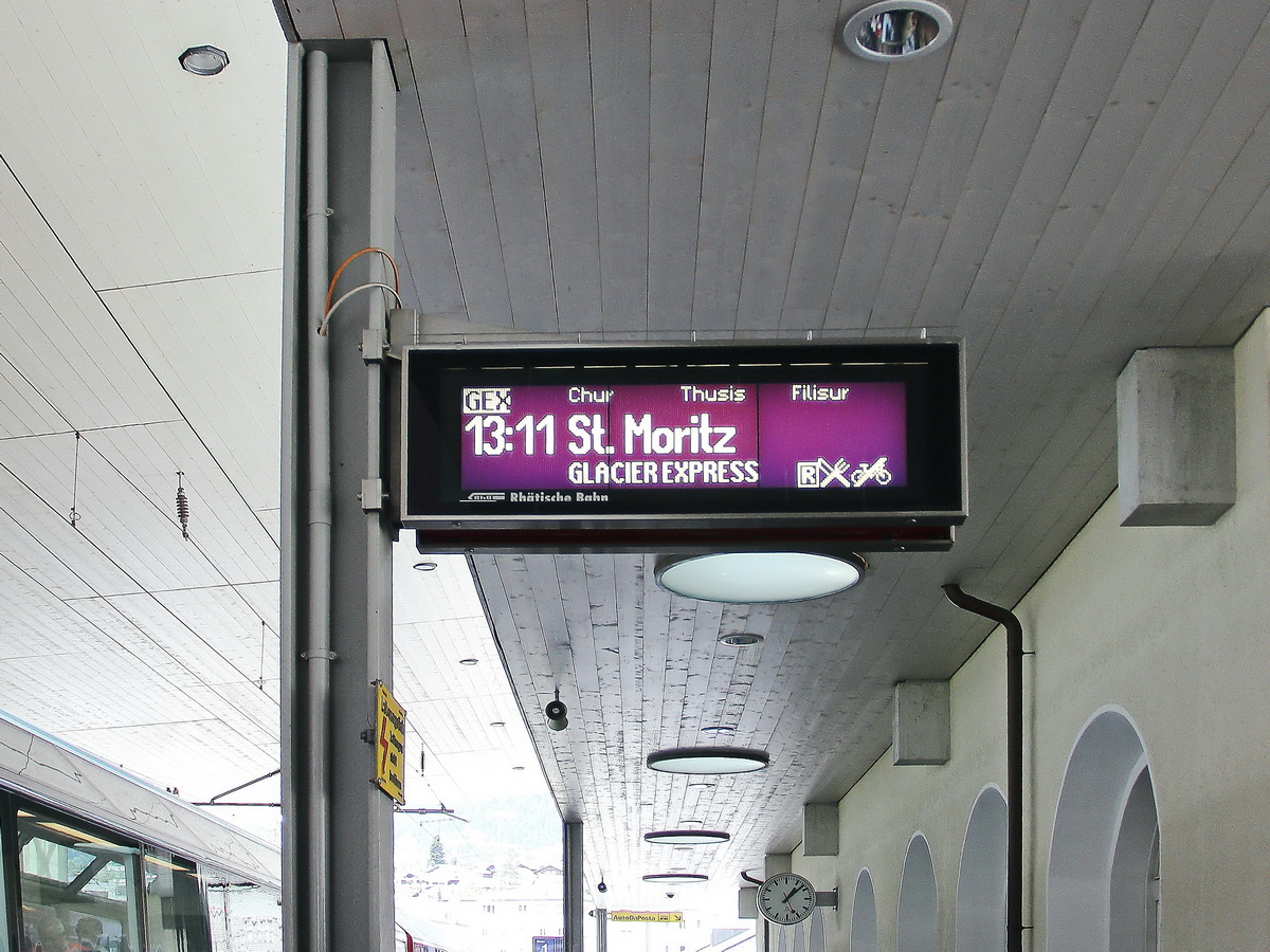 Kunden Informations Systeme für den Glacier Express im Bahnhof Disentis/Muster am 28. Juni 2018.