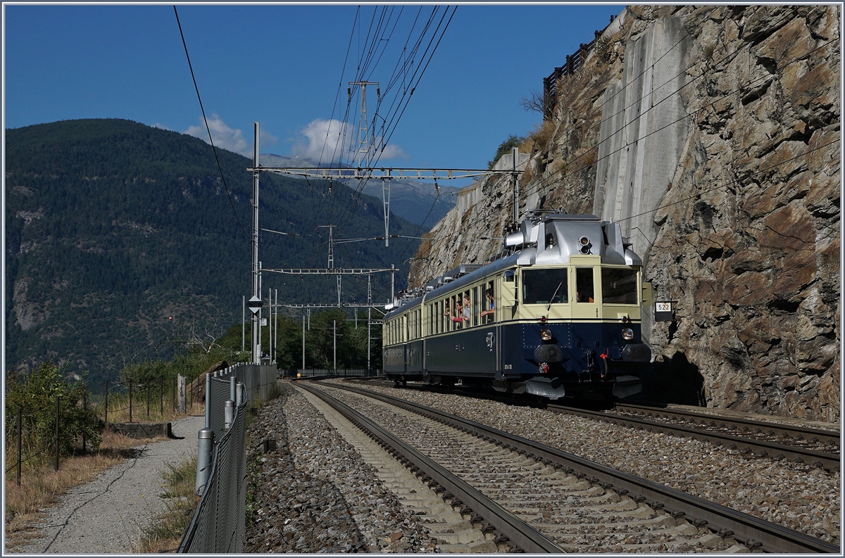 Kurz nach Lalden fährt der historische BCFe 4/6 736 als RE Richtung Brig.
14. August 2016
