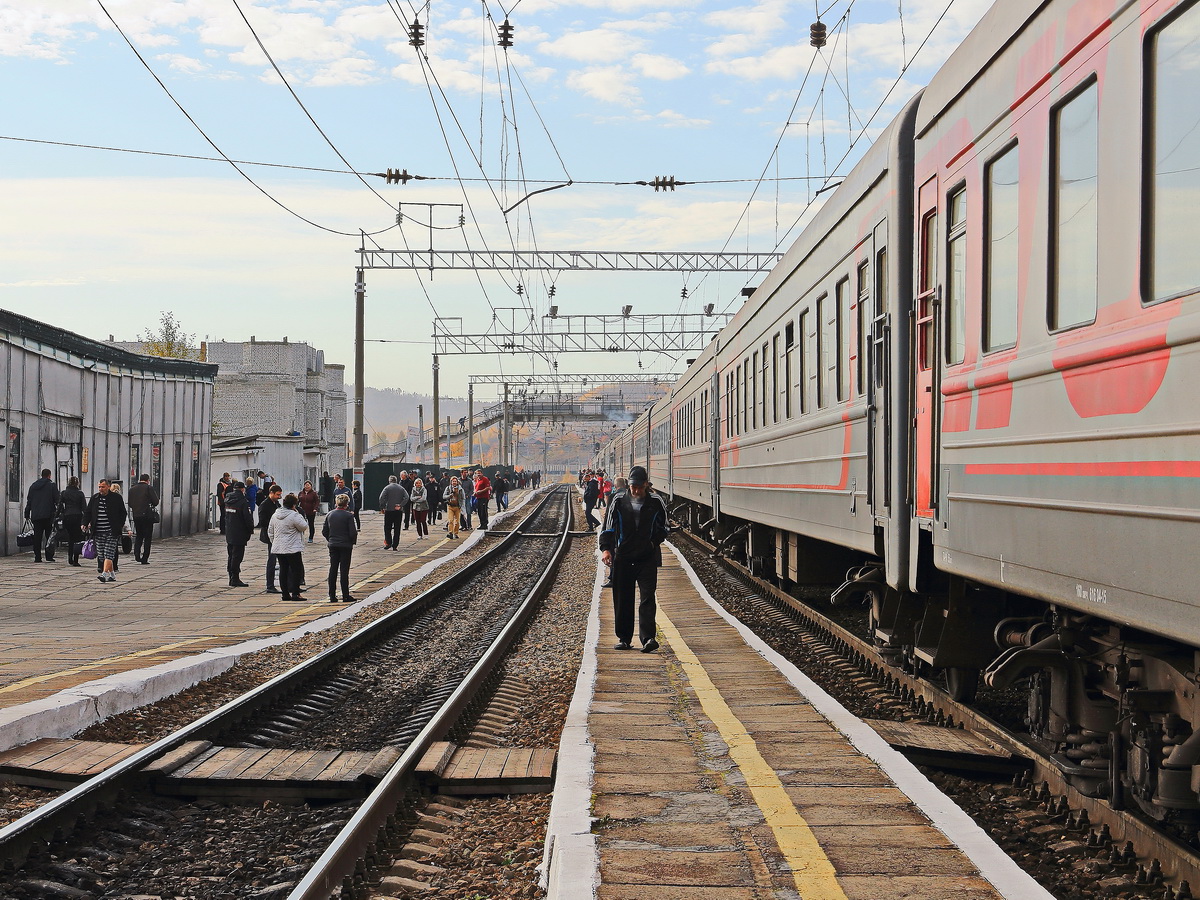 Kurzer Halt im Bahnhof Mogotscha am 20. September um 05.00 Uhr Moskauer Zeit.