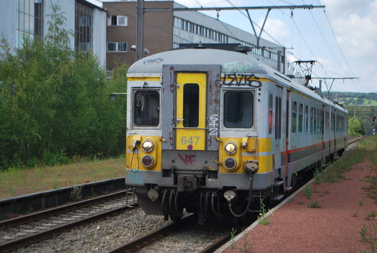 L-Zug aus Aachen Hbf trifft im Bhf Spa ein. Foto vom 18. Juli 2020